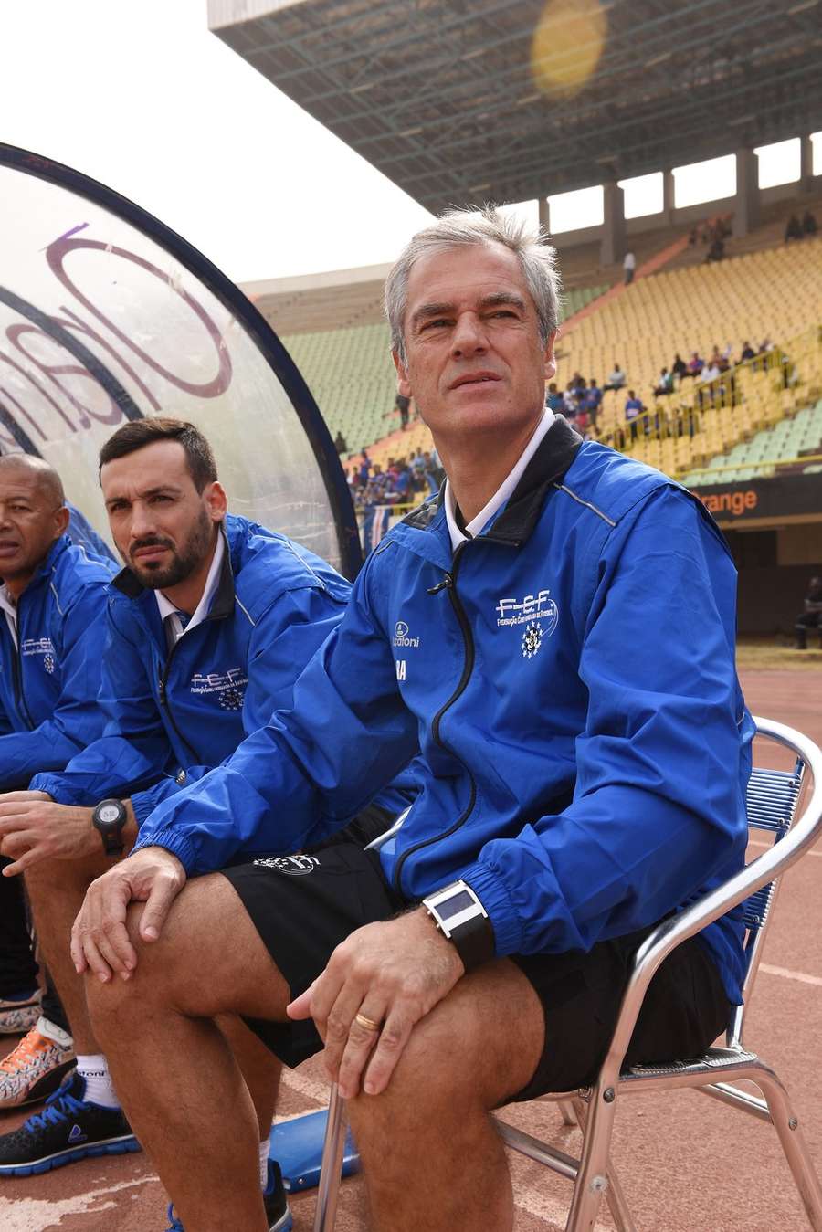 Rui Aguas managing the Cape Verde national team in 2015.