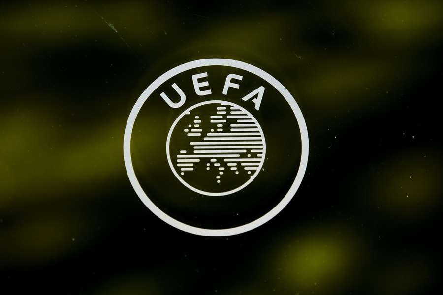 Het logo van de UEFA