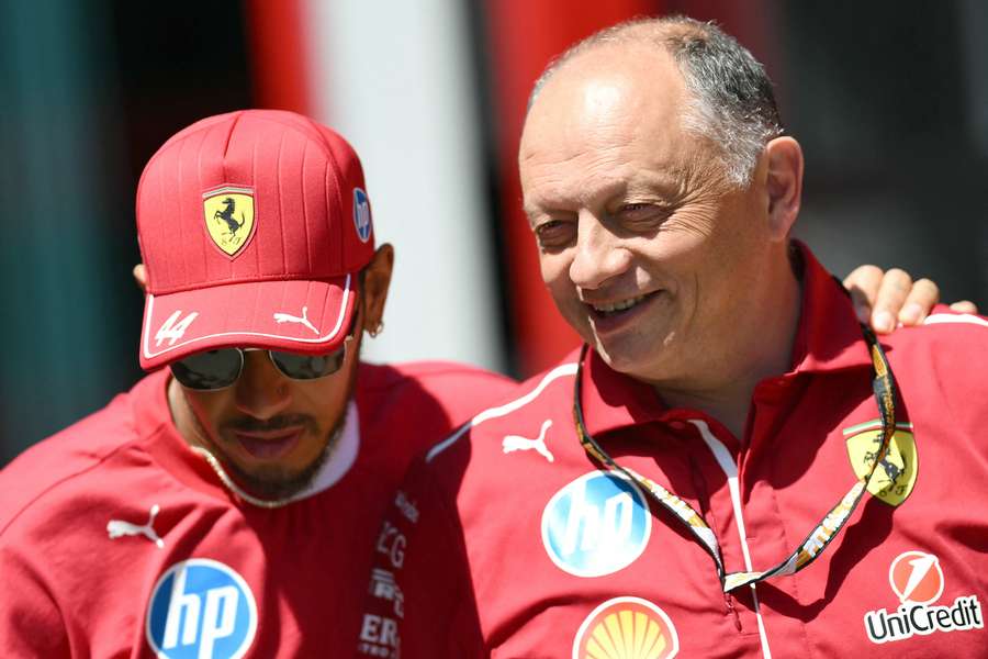 Lewis Hamilton e Frédéric Vasseur