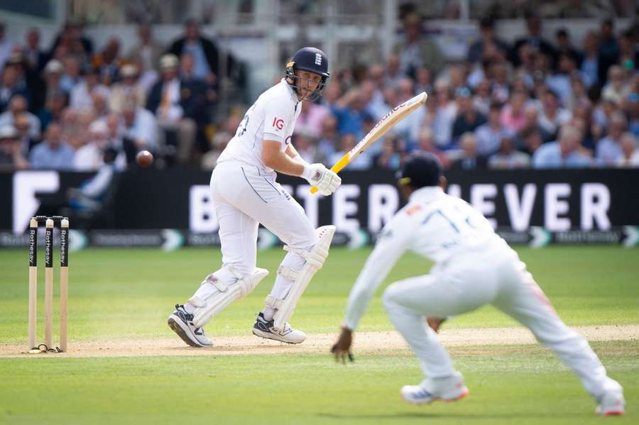 Joe Root of England bats against Sri Lanka 