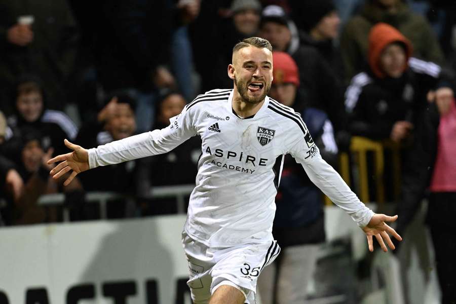 Boris Lambert na een doelpunt bij KAS Eupen tegen KV Oostende