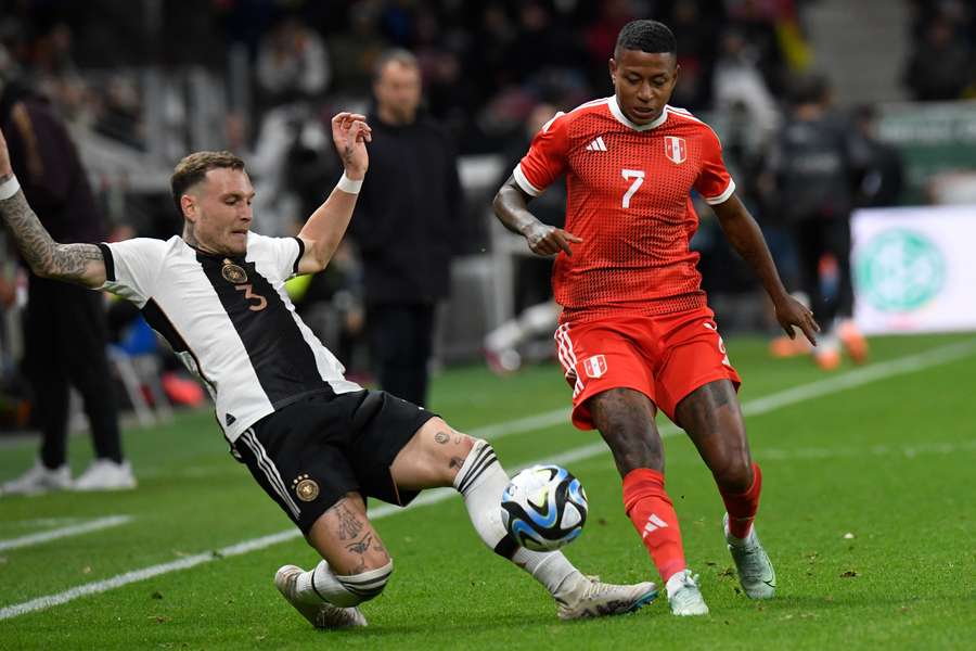 Peru não conseguiu fazer frente aos alemães Peru não conseguiu fazer frente aos alemães