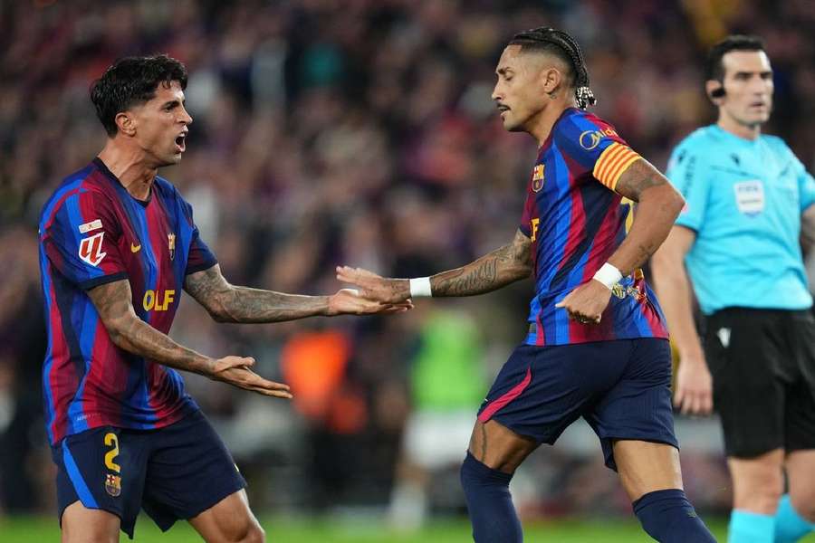 Cancelo și Raphinha