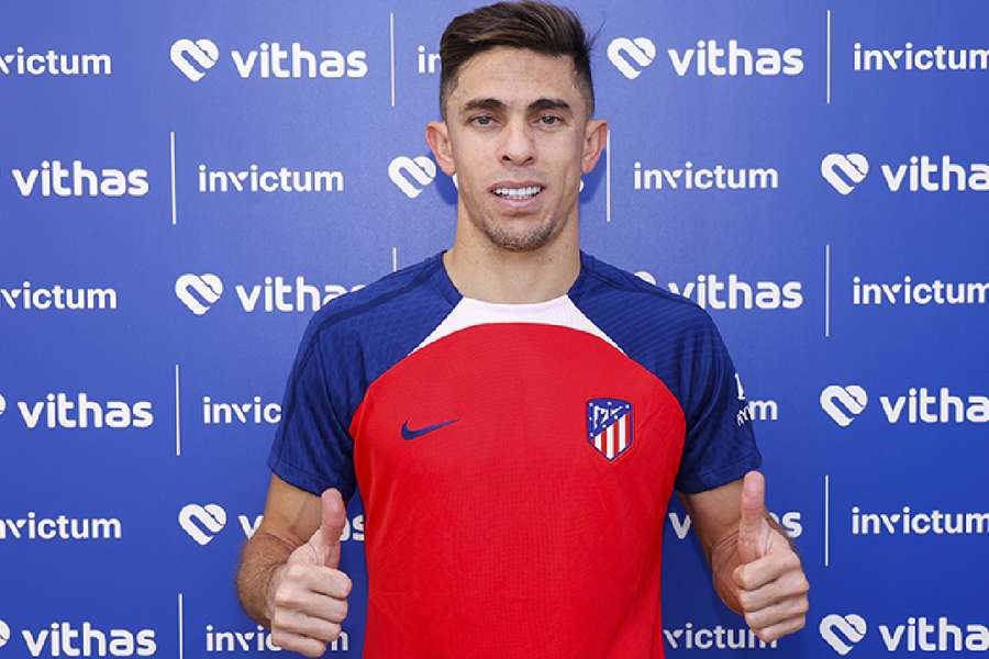 Gabriel Paulista durante exames médicos no Atlético de Madrid 