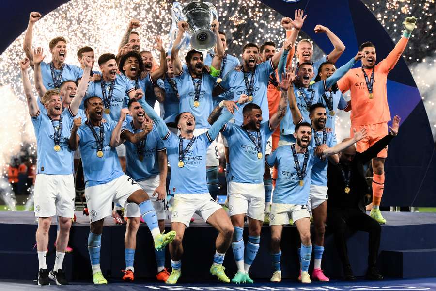 Manchester City začne cestu za obhajobou doma proti CZ Bělehrad.