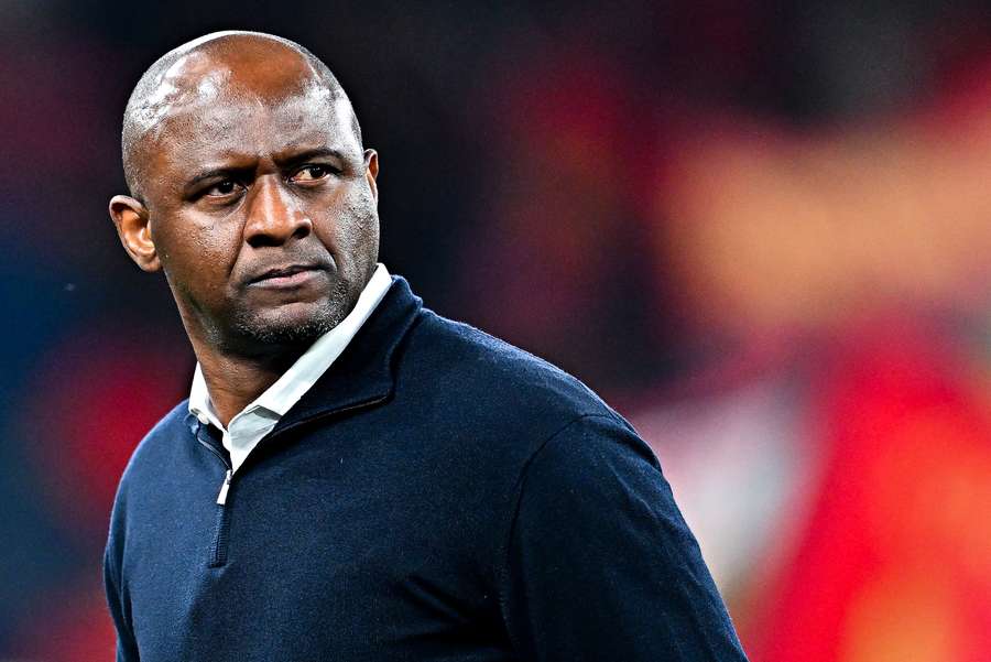 Patrick Vieira antes da partida contra a Udinese