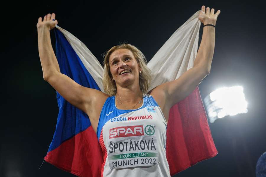 Barbora Špotáková veze domů z ME bronzovou medaili.