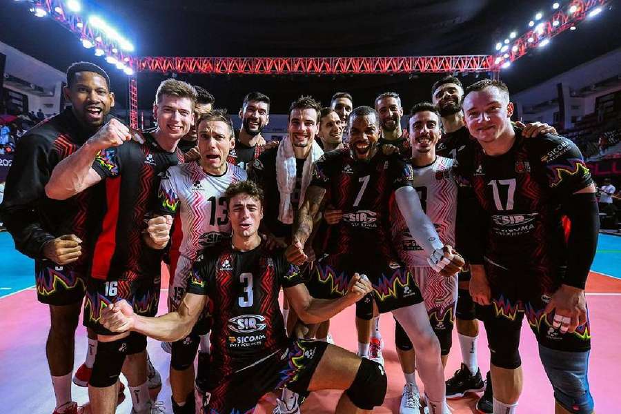 Pré-Olímpico de Vôlei: Brasil vence Bulgária no tie-break e perde liderança  do grupo