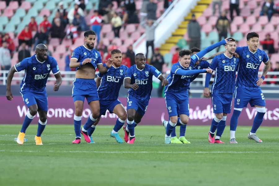 Jogadores do Al-Hilal comemoram classificação à semifinal do Mundial