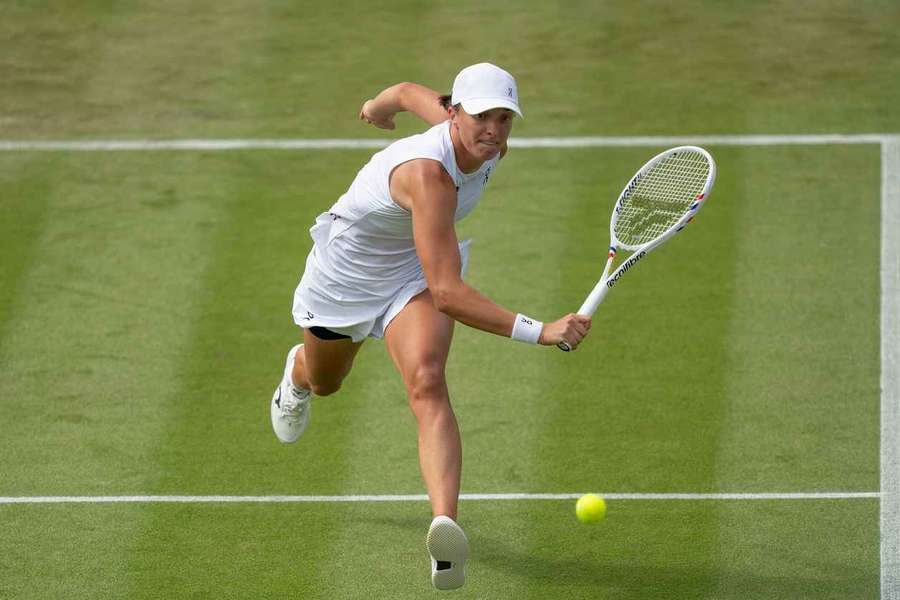 W czwartek na Wimbledonie mecze Świątek i trojga polskich deblistów