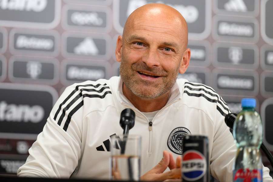 Slovenský trenér Adrián Guľa dovedl lotyšský tým FC Riga k titulu. Slovenský trenér Adrián Guľa dovedl lotyšský tým FC Riga k titulu.