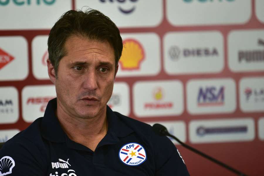 Guillermo Barros Schelotto não resistiu ao início ruim nas Eliminatórias