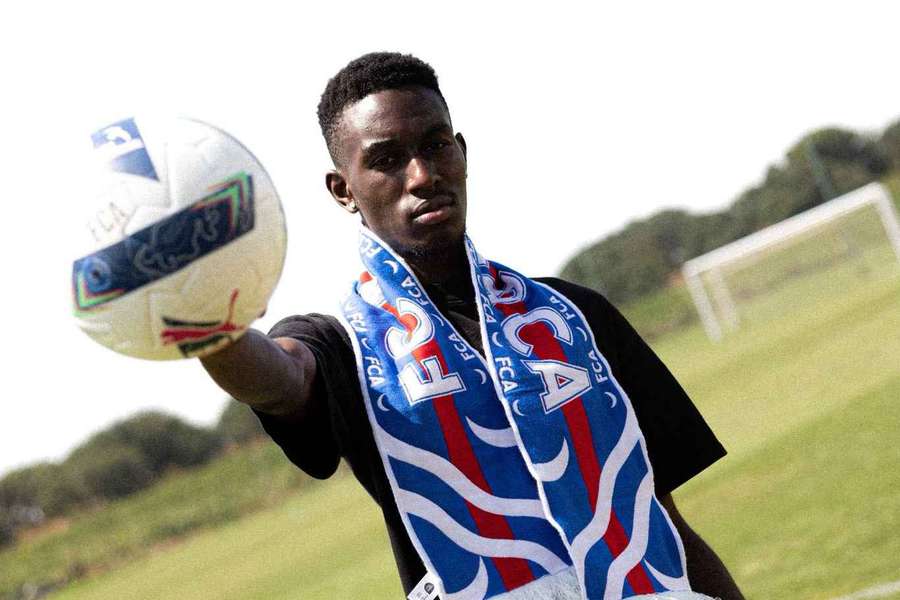 Davy Guy passou pelo Dijon
