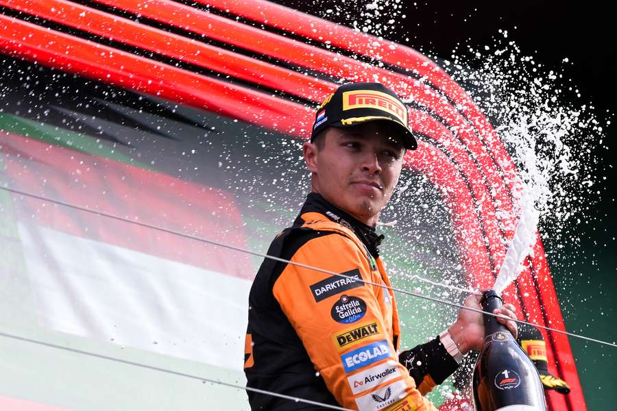 Lando Norris heeft nog negen races om zijn achterstand op Max Verstappen te verkleinen