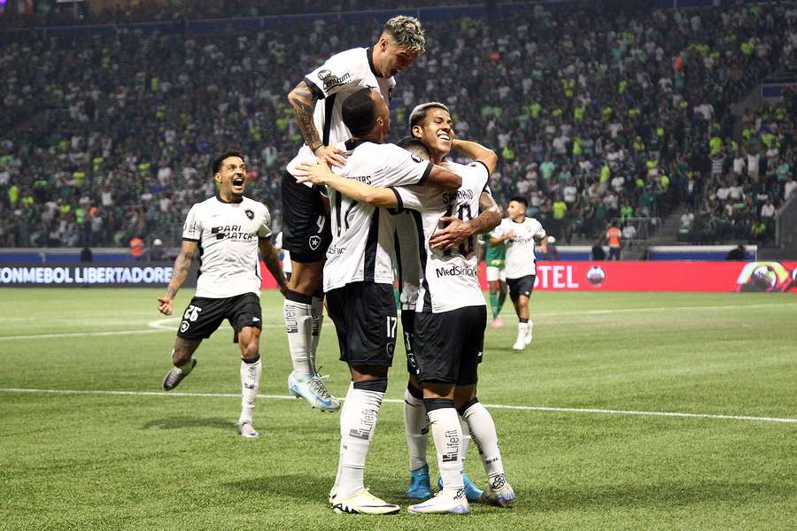 Jogadores do Botafogo comemora no Allianz Parque