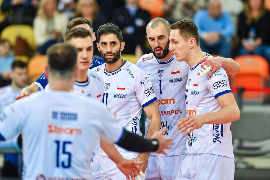 Częstochowianie wygrali, ale odpadli w ćwierćfinale Challenge Cup siatkarzy