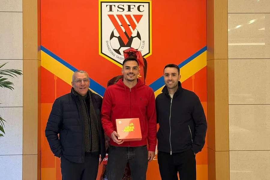 Pedro Álvaro no Shandong Taishan Pedro Álvaro no Shandong Taishan