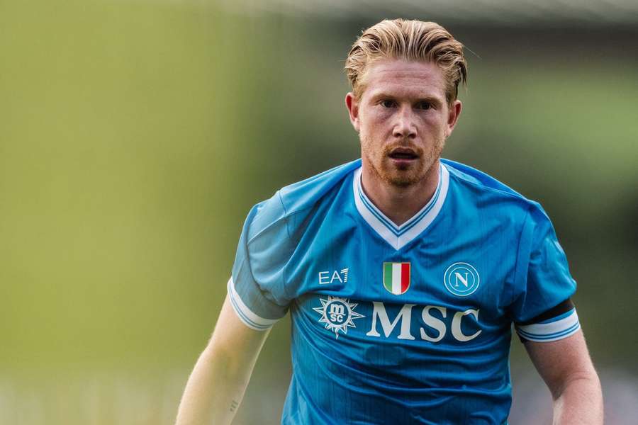 Kevin de Bruyne trocou o City pelo Napoli Kevin de Bruyne trocou o City pelo Napoli