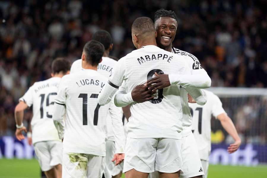 Real Madrid can reopen title race with win at Barca Real Madrid can reopen title race with win at Barca