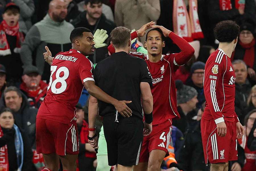 Van Dijk insists Liverpool matched Man City after late, late defeat Van Dijk insists Liverpool matched Man City after late, late defeat