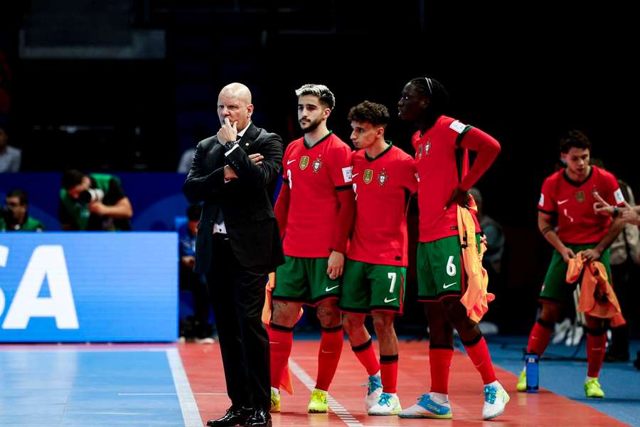 Portugal entrou com goleada no Mundial de futsal