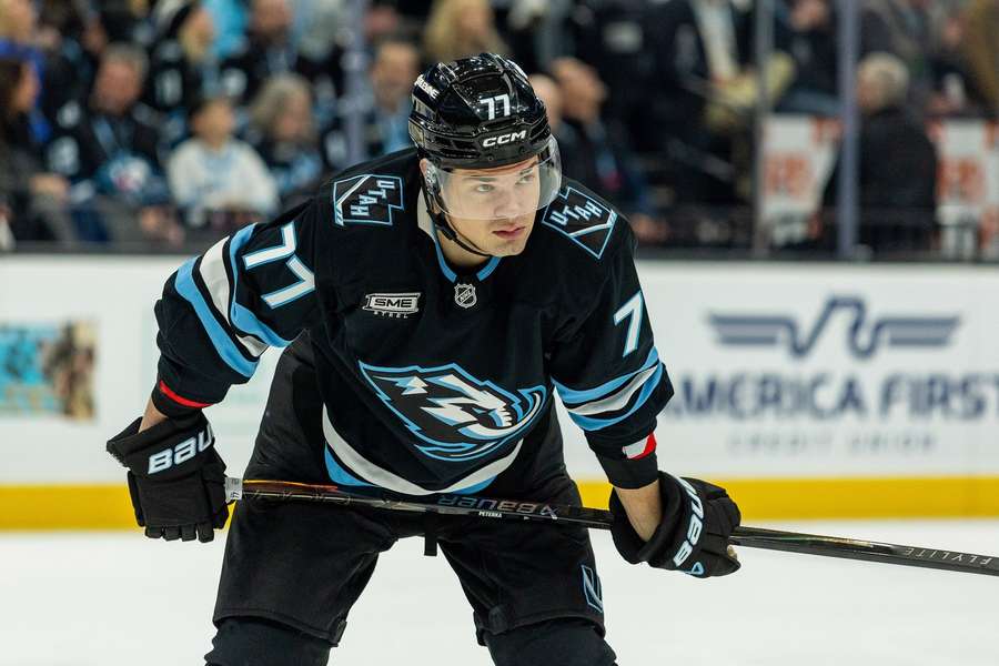 "JJ" Peterka spielt ab kommender Saison bei den Boston Bruins. "JJ" Peterka spielt ab kommender Saison bei den Boston Bruins.