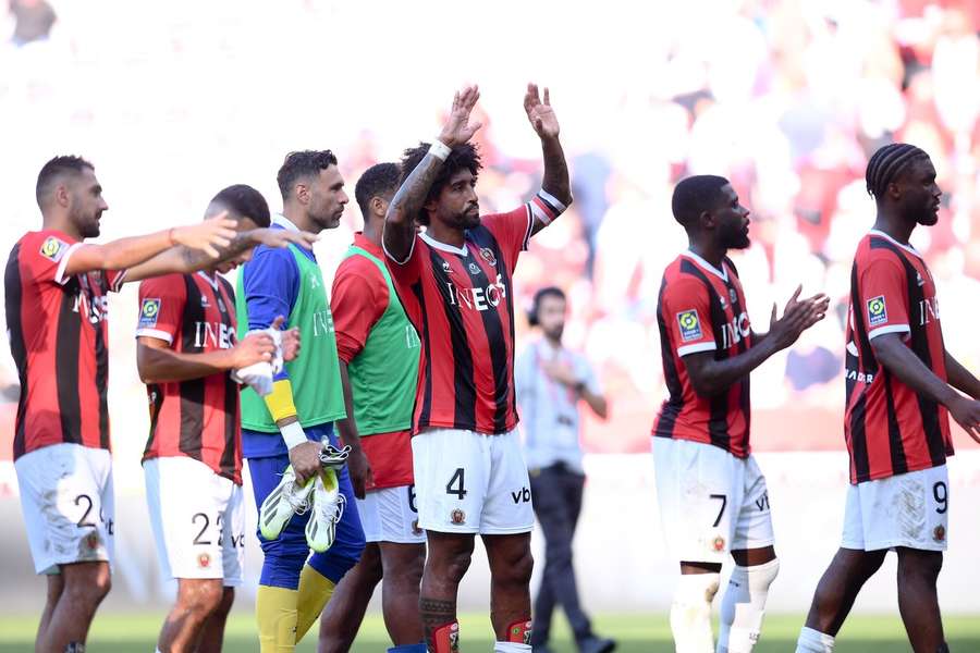 França: Nice bate Reims (2-1) e regressa ao segundo lugar