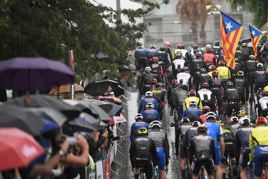Vuelta: Däne Kron gewinnt zweite Etappe - Mehrere Stürze