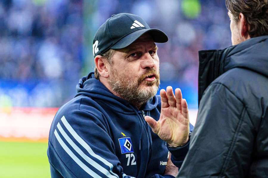 A contratação de Steffen Baumgart não trouxe sucesso imediato ao Hamburgo