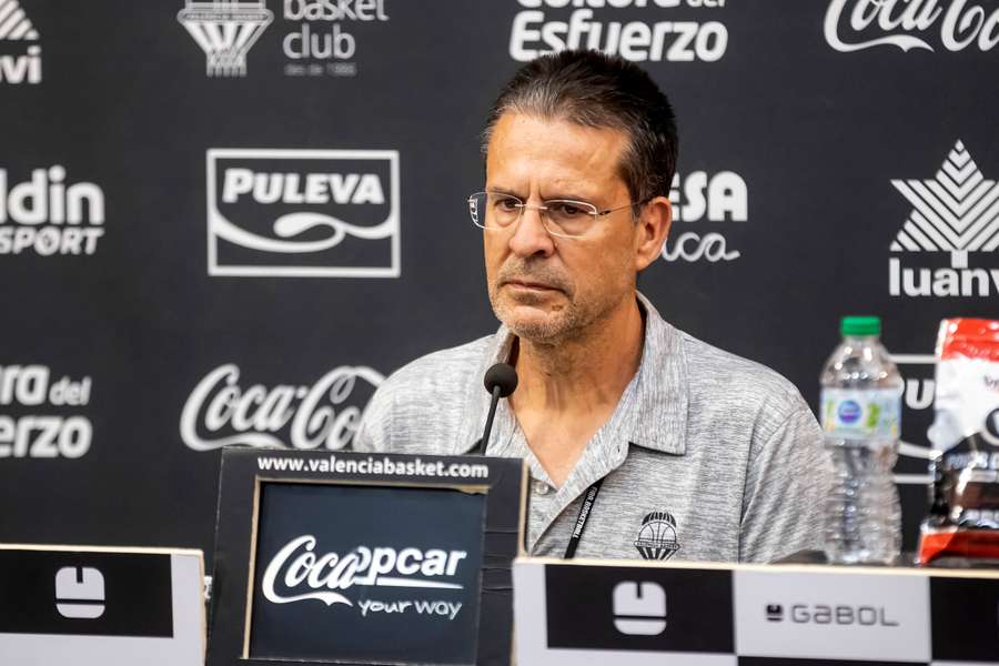 Pedro Martínez, en la sala de prensa en la víspera de medirse al Real Madrid