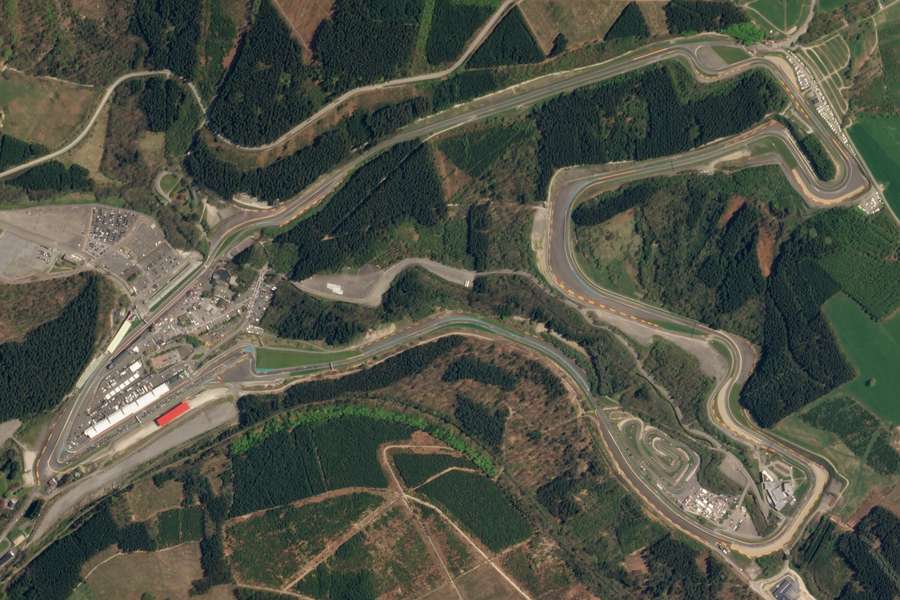 Die Rennstrecke Spa-Francorchamps von oben