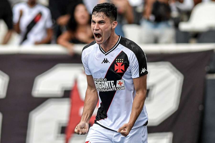 Pablo Galdames fez o primeiro do Vasco