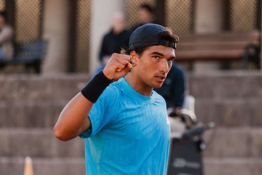 Henrique Rocha venceu Tom Gentzch, por 7-6 (7-3) e 7-6 (7-4)