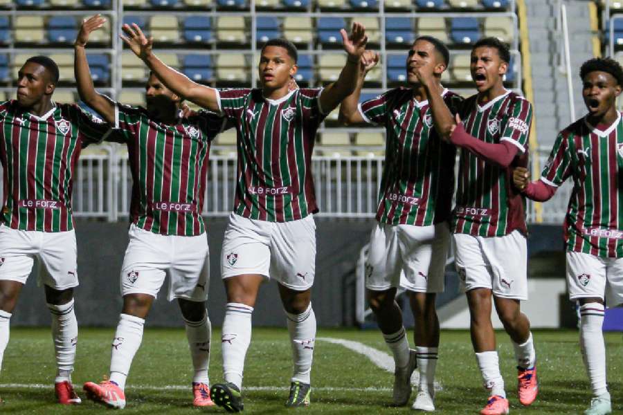 Molecada de Xerém brilhou em Santana de Parnaíba