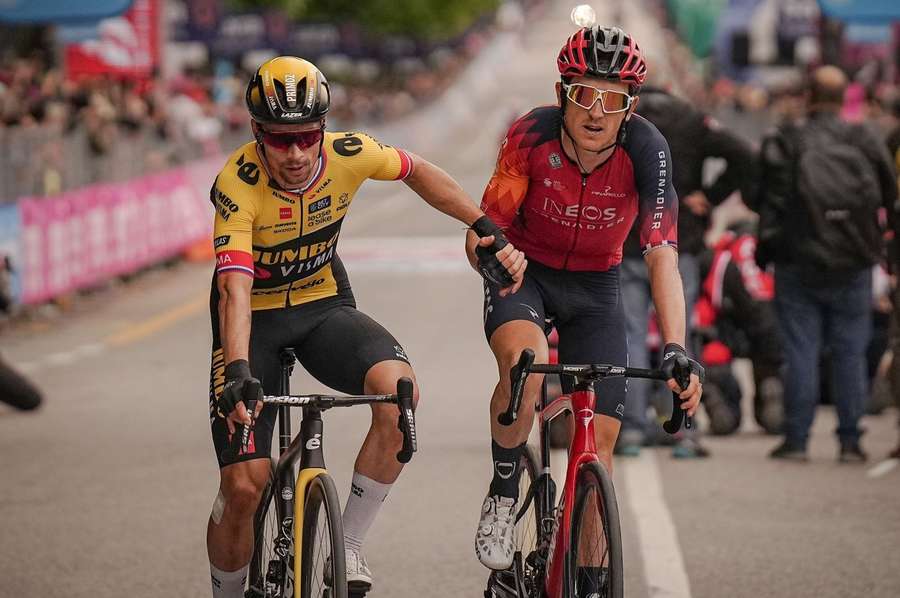 Os dois favoritos, Primoz Roglic e Geraint Thomas
