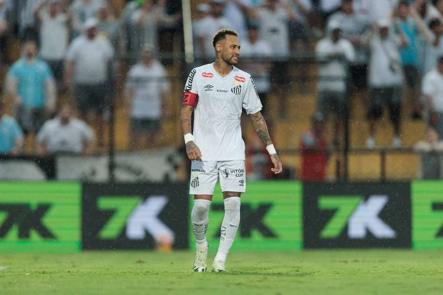 Neymar deve ser titular mais uma vez Neymar deve ser titular mais uma vez