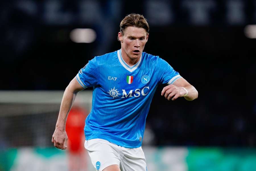 McTominay, médio do Nápoles McTominay, médio do Nápoles