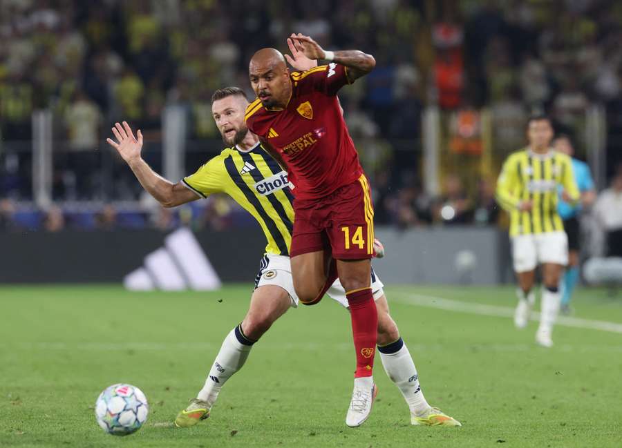 Donyell Malen assisted Roma's opener Donyell Malen assisted Roma's opener