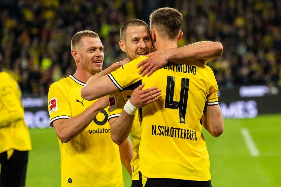 Dortmund fez a festa
