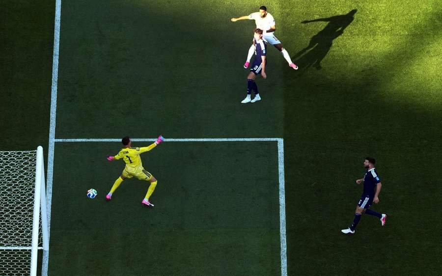 Saibari's goal vs Scotland