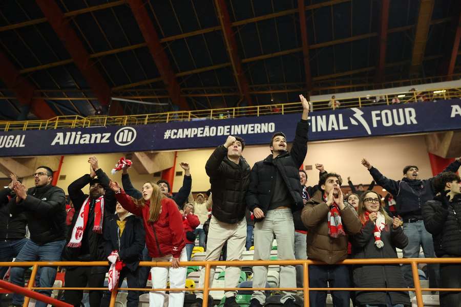 Adeptos do SC Braga no Estádio Dr. Magalhães Pessoa