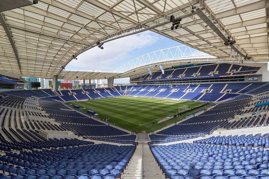 Estádio do Dragão vai receber o encontro entre Portugal e República Checa