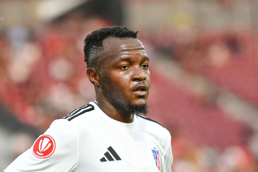 Hervin Ongenda şi-a prelungit contractul cu FC Botoşani până în 2028 Hervin Ongenda şi-a prelungit contractul cu FC Botoşani până în 2028