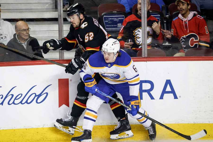 Grad goli w Calgary, najwięcej bramek w jednym meczu w tym sezonie NHL