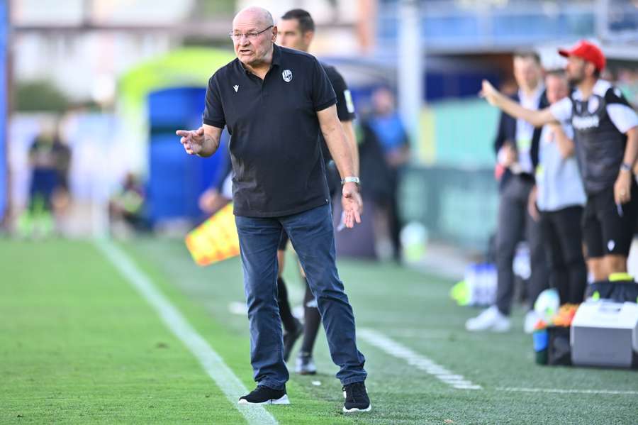 Trenér Miroslav Koubek byl po vysoké výhře Plzně dobře naladěný a žertoval.