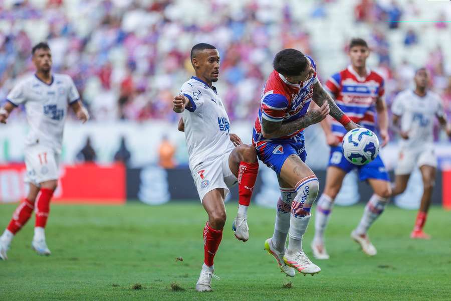 Bahia arrancou empate com Fortaleza na reta final