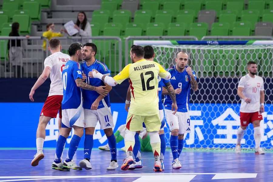 Itália venceu Polónia por 0-4 e apurou Portugal em primeiro