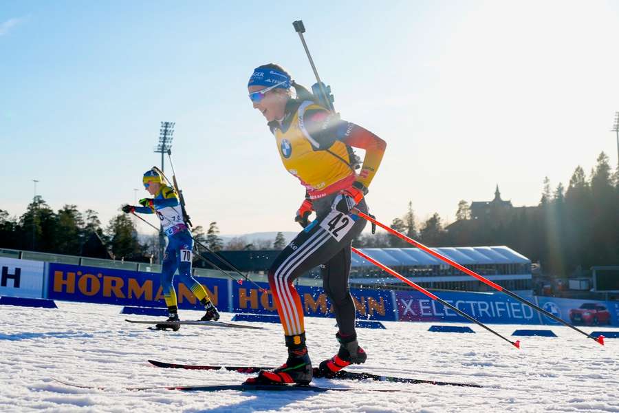 Franziska Preuß hat ihre knappe Führung am Holmenkollen abgegeben.