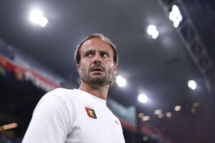 Alberto Gilardino, treinador do Génova