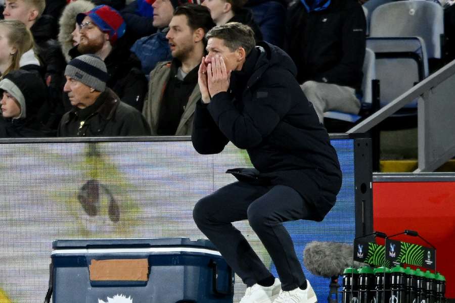 Glasner on the touchline